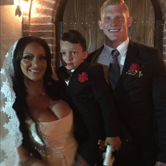 Meet your Posher, Carmelita - Picture 6 of 8